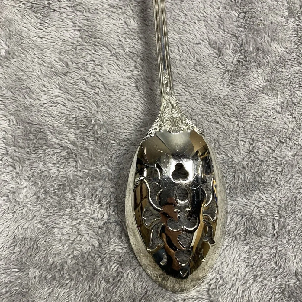 International Silver Company Silver pPlated Large Serving Pierced Slotted Spoon